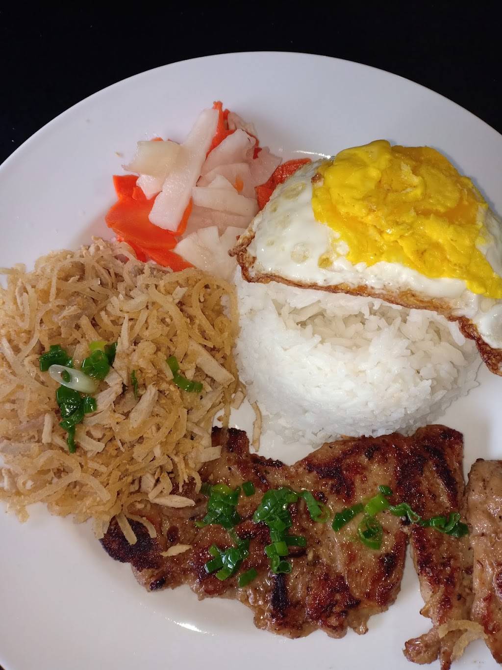 Big Daddy’s Phở | restaurant | 1030 Niagara St, Welland, ON L3C 1M6, Canada | 2894346117 OR +1 289-434-6117