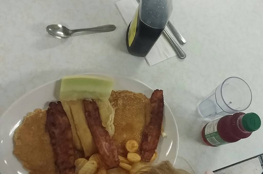 B & B Snack Bar | restaurant | 529 Pall Mall St, London, ON N5Y 2Z5, Canada | 5194339719 OR +1 519-433-9719