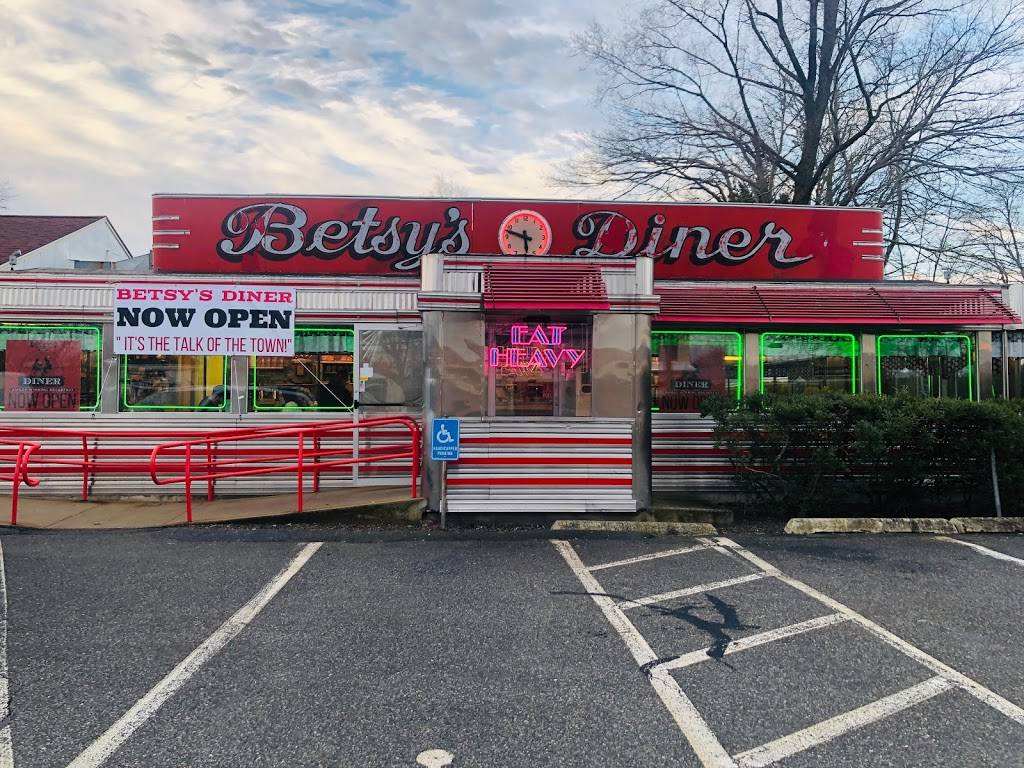 Betsys Diner | restaurant | 457 Main St, Falmouth, MA 02540, USA | 5085400060 OR +1 508-540-0060