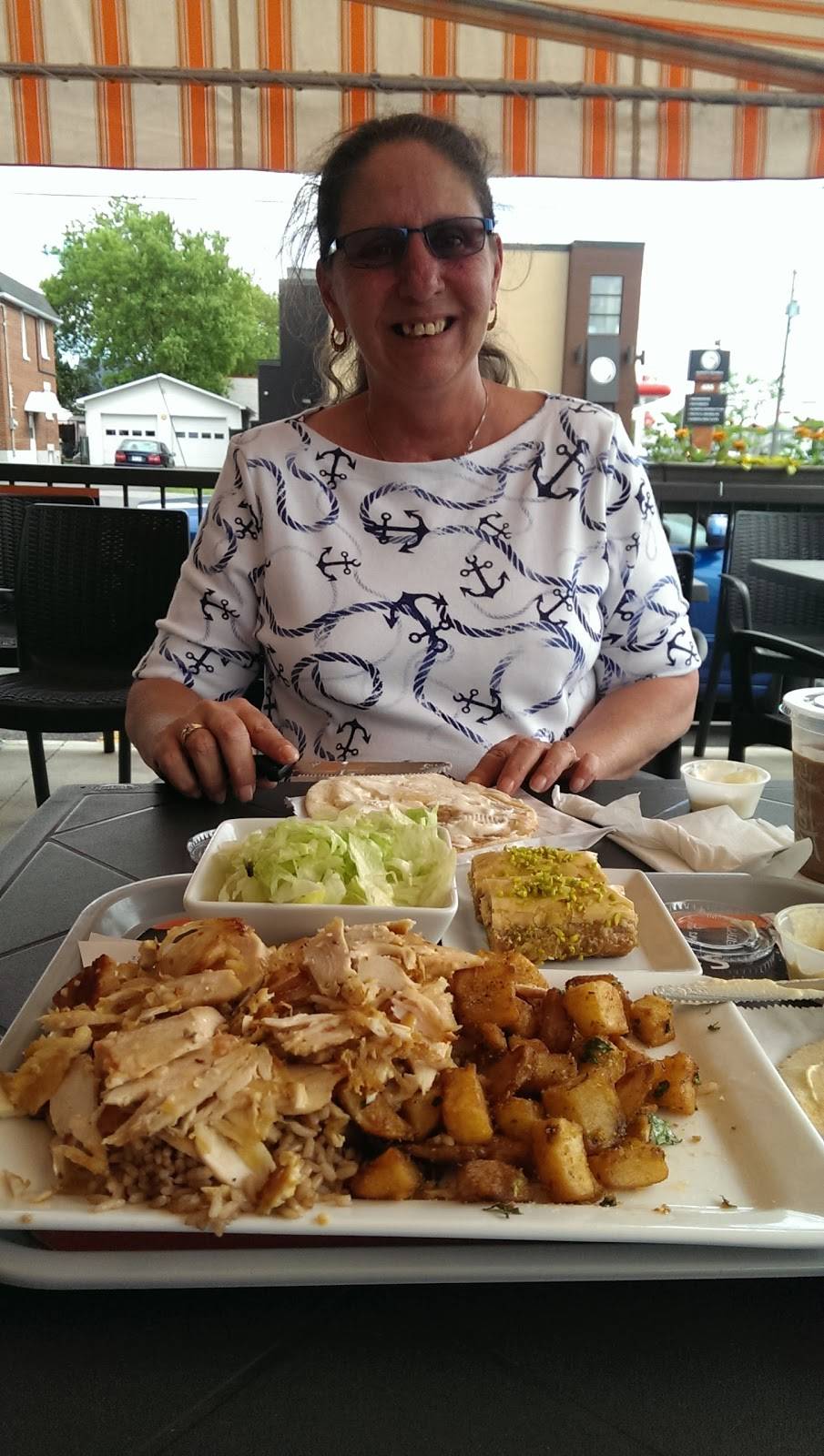 Zone Shish Taouk | restaurant | 501 Boulevard du Séminaire N, Saint-Jean-sur-Richelieu, QC J3B 5L7, Canada | 4503764004 OR +1 450-376-4004