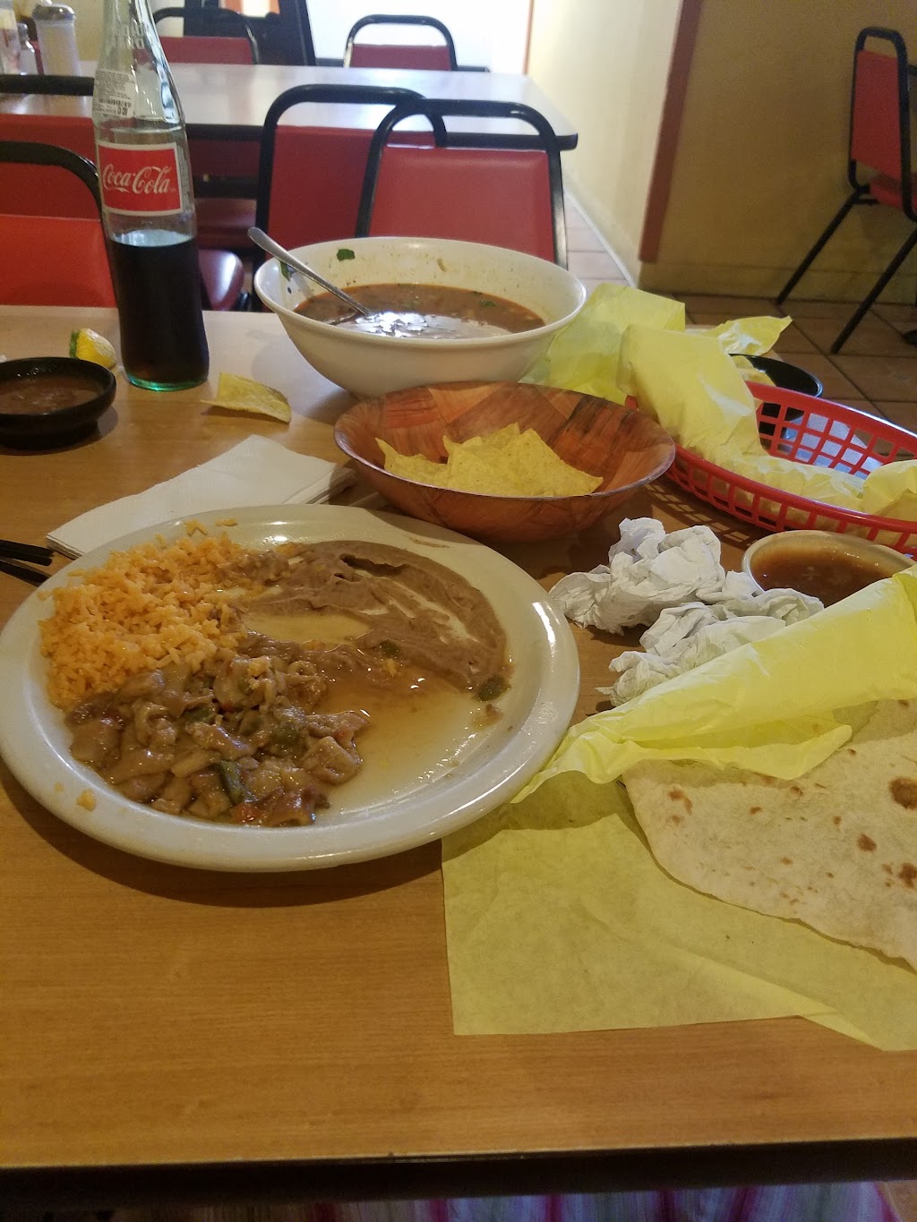 El Norteño | restaurant | 110 N Burnett St, Wichita Falls, TX 76306, USA | 9407679745 OR +1 940-767-9745