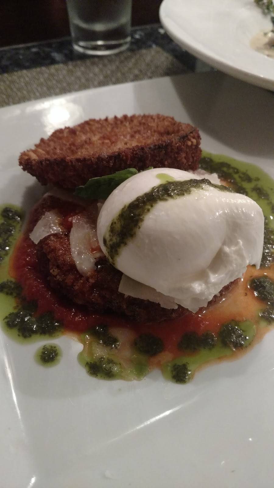 Chescas Restaurant | restaurant | 38 N Water St, Edgartown, MA 02539, USA | 5086271234 OR +1 508-627-1234