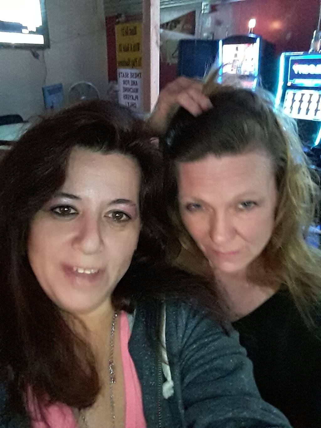 Steffis Bar & Grill | restaurant | 3125 Fairmont Ave, Collinsville, IL 62234, USA | 6183449116 OR +1 618-344-9116