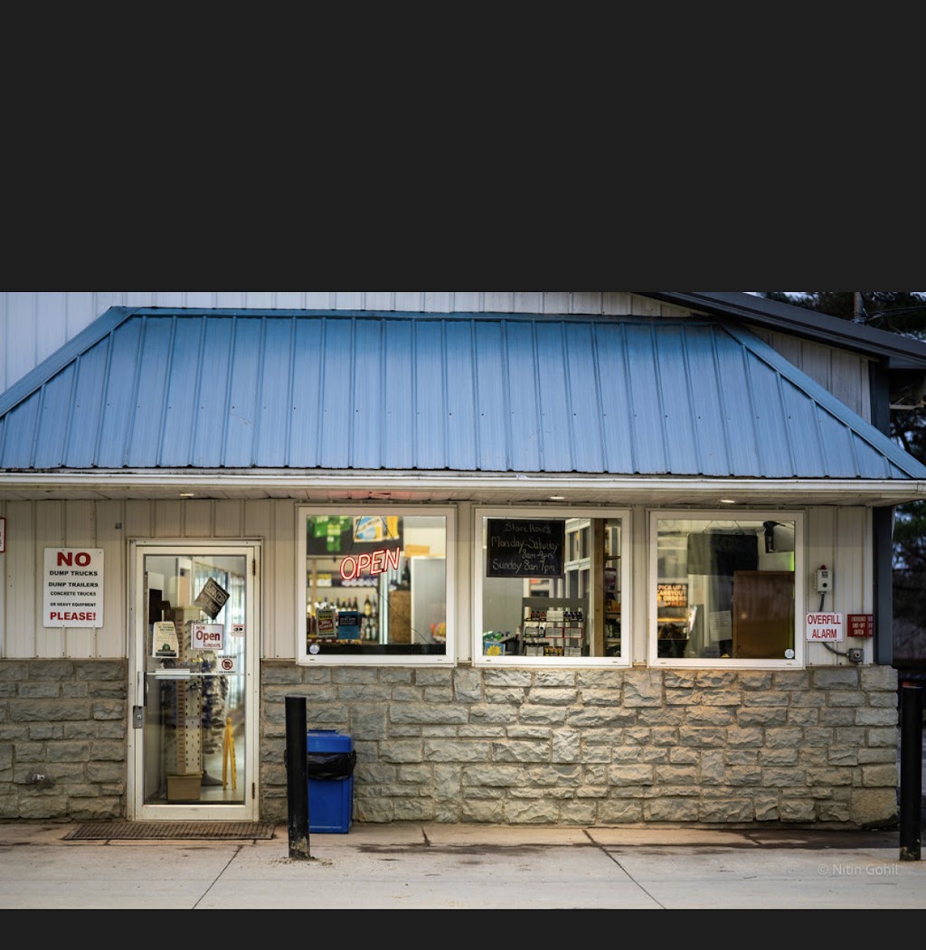 The Hawks Nest Pub, Pizza, Burgers And Wings | restaurant | 261 Main St, Alexandria, OH 43001, USA | 7409243943 OR +1 740-924-3943