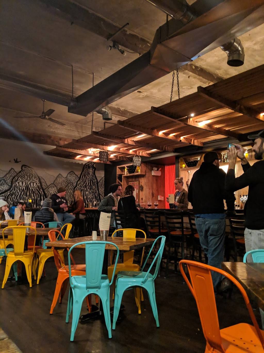 Strange Roots Experimental Ales | restaurant | 501 E Ohio St, Pittsburgh, PA 15209, USA | 4124072506 OR +1 412-407-2506