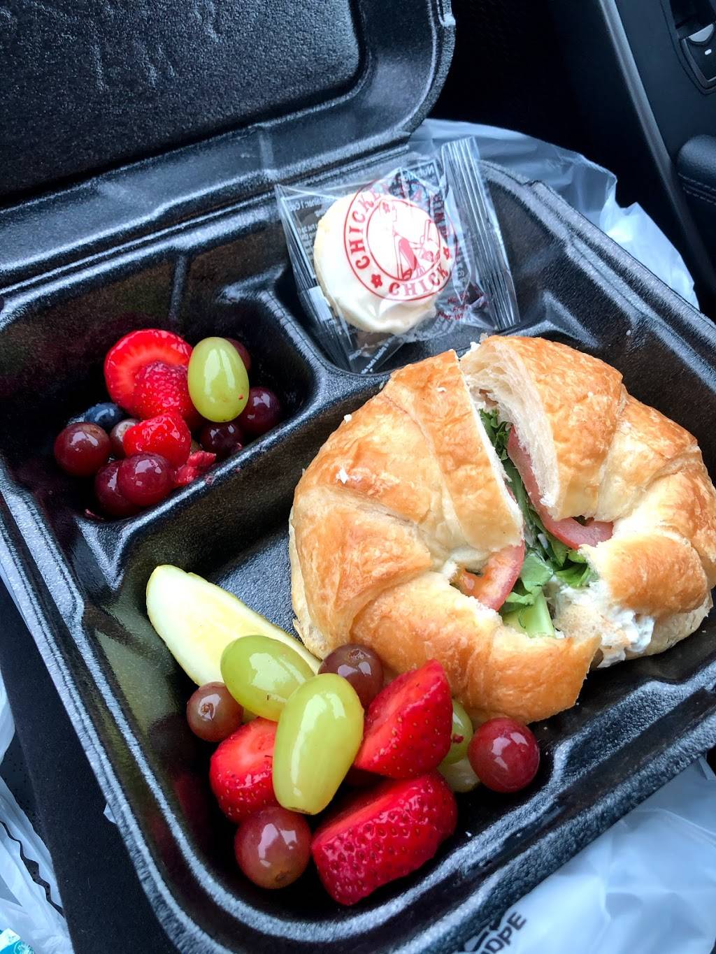 Chicken Salad Chick | restaurant | 6304 E Dublin Granville Rd, Columbus, OH 43081, USA | 6147686562 OR +1 614-768-6562