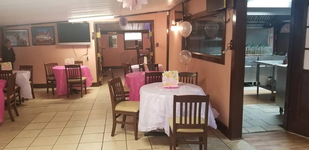 Sylvesters grill and snoballs | restaurant | 9809 Old Gentilly Rd, New Orleans, LA 70127, USA | 5043021665 OR +1 504-302-1665