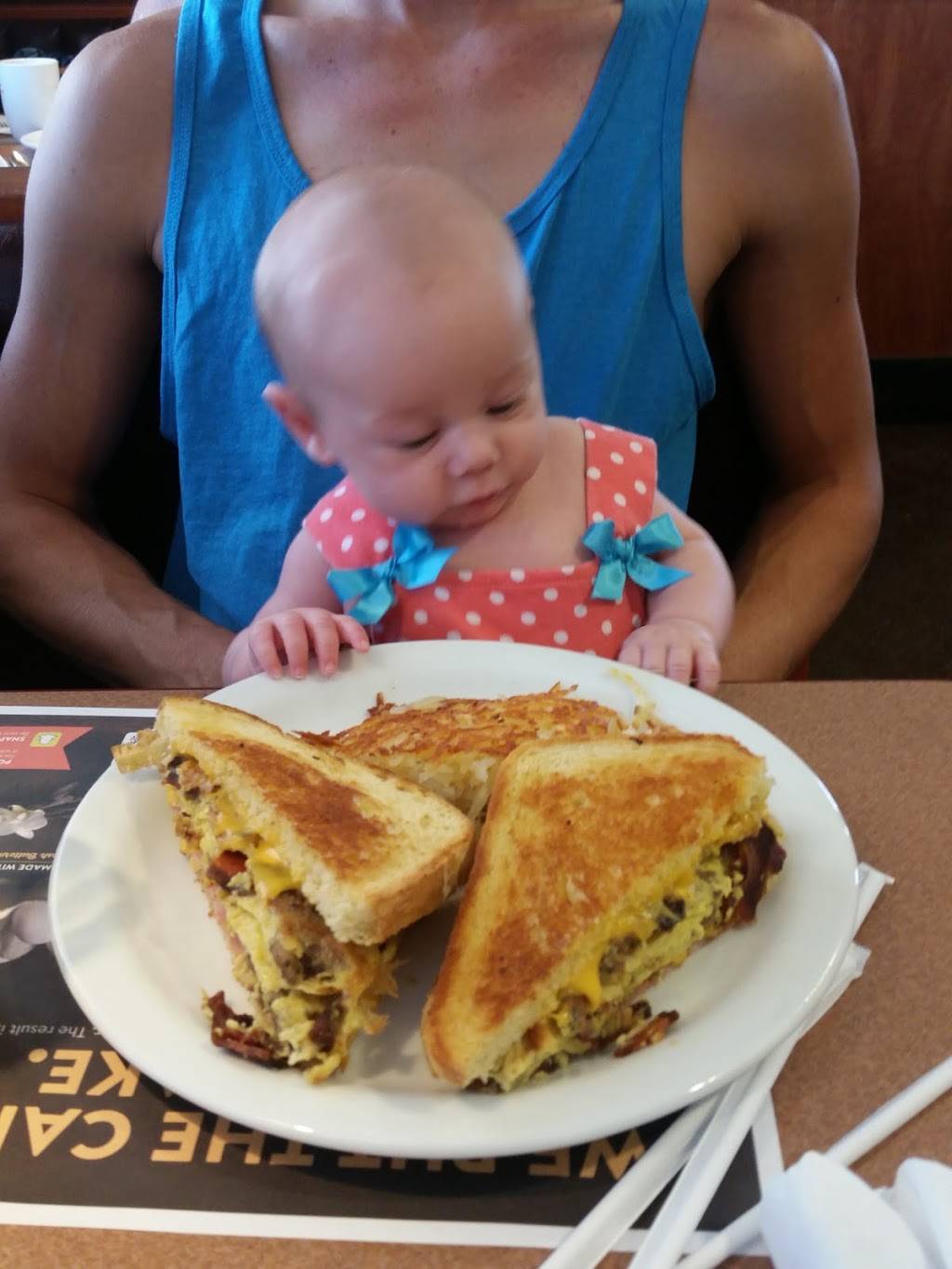 Dennys | restaurant | 55 Jr Rd, Selma, NC 27576, USA | 9199653275 OR +1 919-965-3275