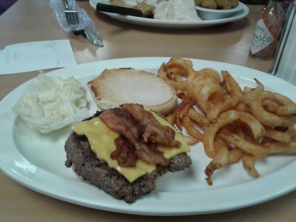 Centerton Inn | restaurant | 702 W Centerton Blvd, Centerton, AR 72719, USA | 4797950120 OR +1 479-795-0120