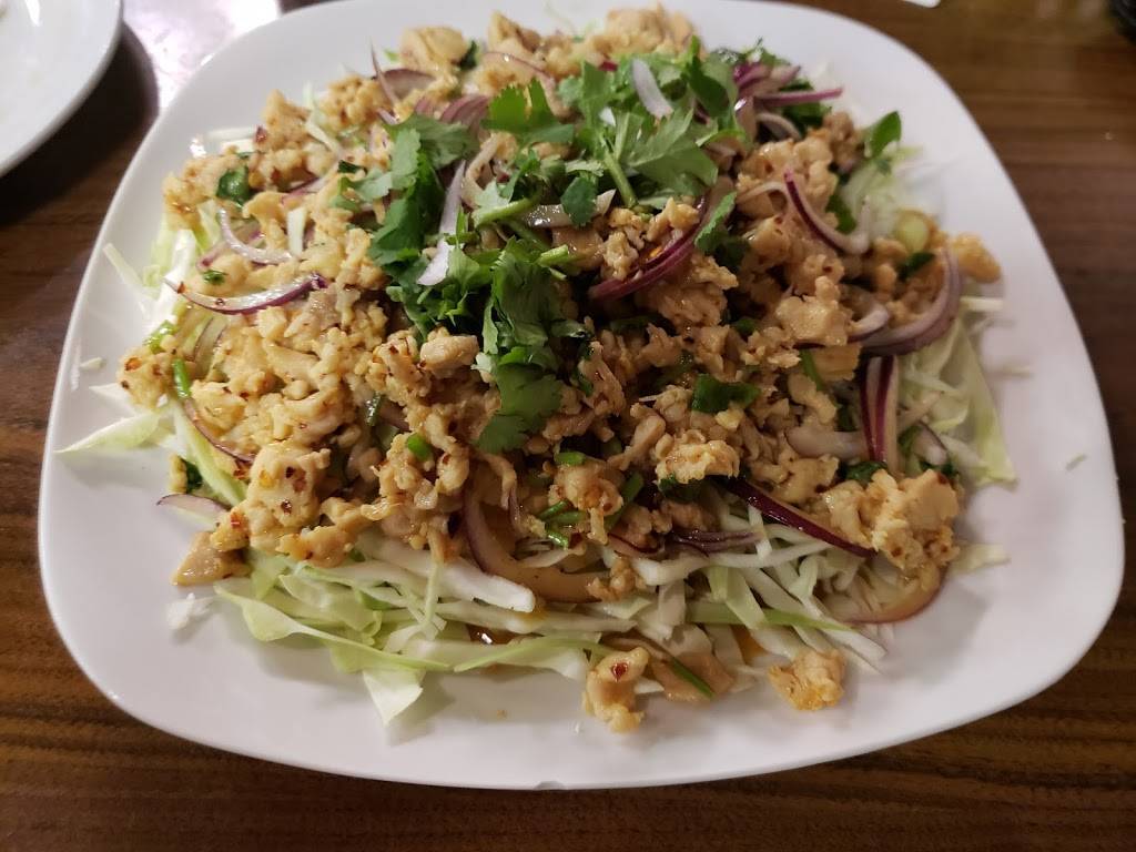 Pollys Thai Kitchen | restaurant | 402 SW Sheridan Rd, Lawton, OK 73505, USA | 5806998082 OR +1 580-699-8082