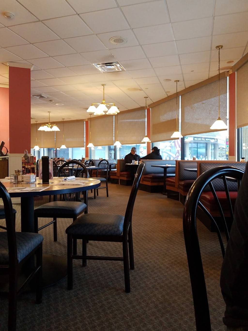 Country Kitchen - Patchogue | restaurant | 240 E Main St, Patchogue, NY 11772, USA | 6314380888 OR +1 631-438-0888