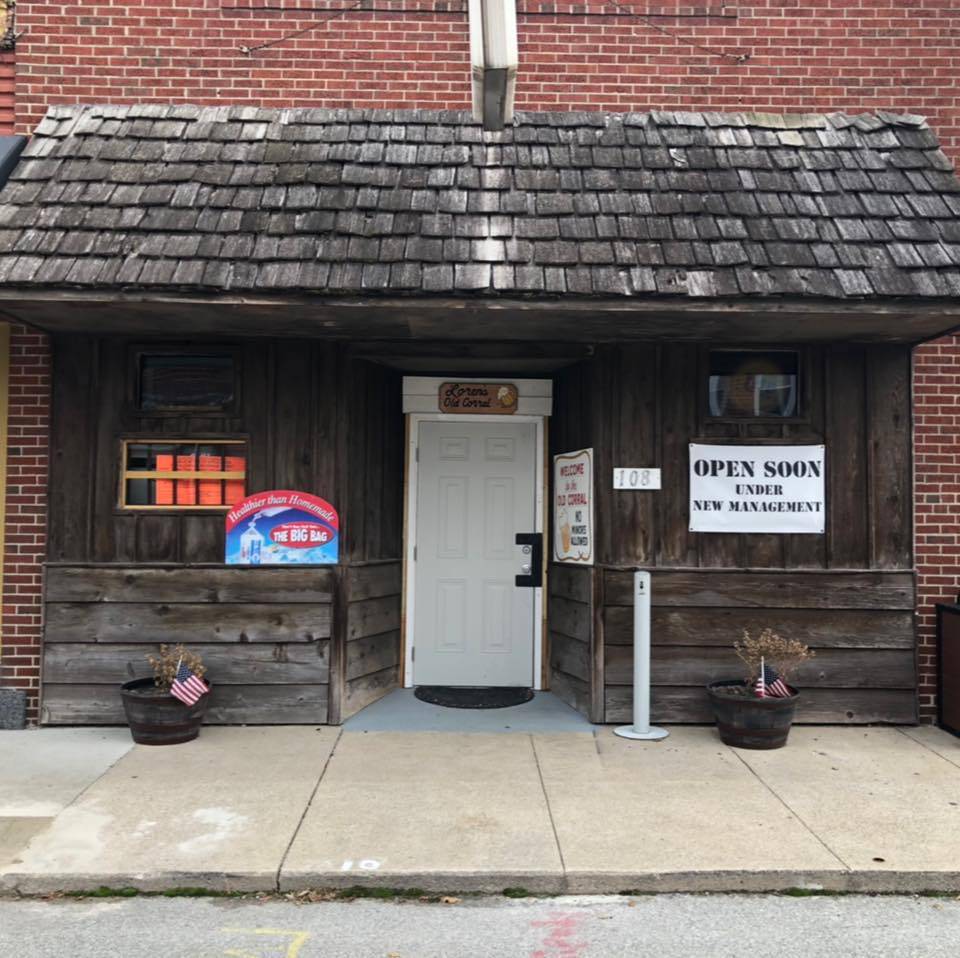 Lorens Old Corral | restaurant | 108 S Bill St, Francesville, IN 47946, USA | 2195672222 OR +1 219-567-2222