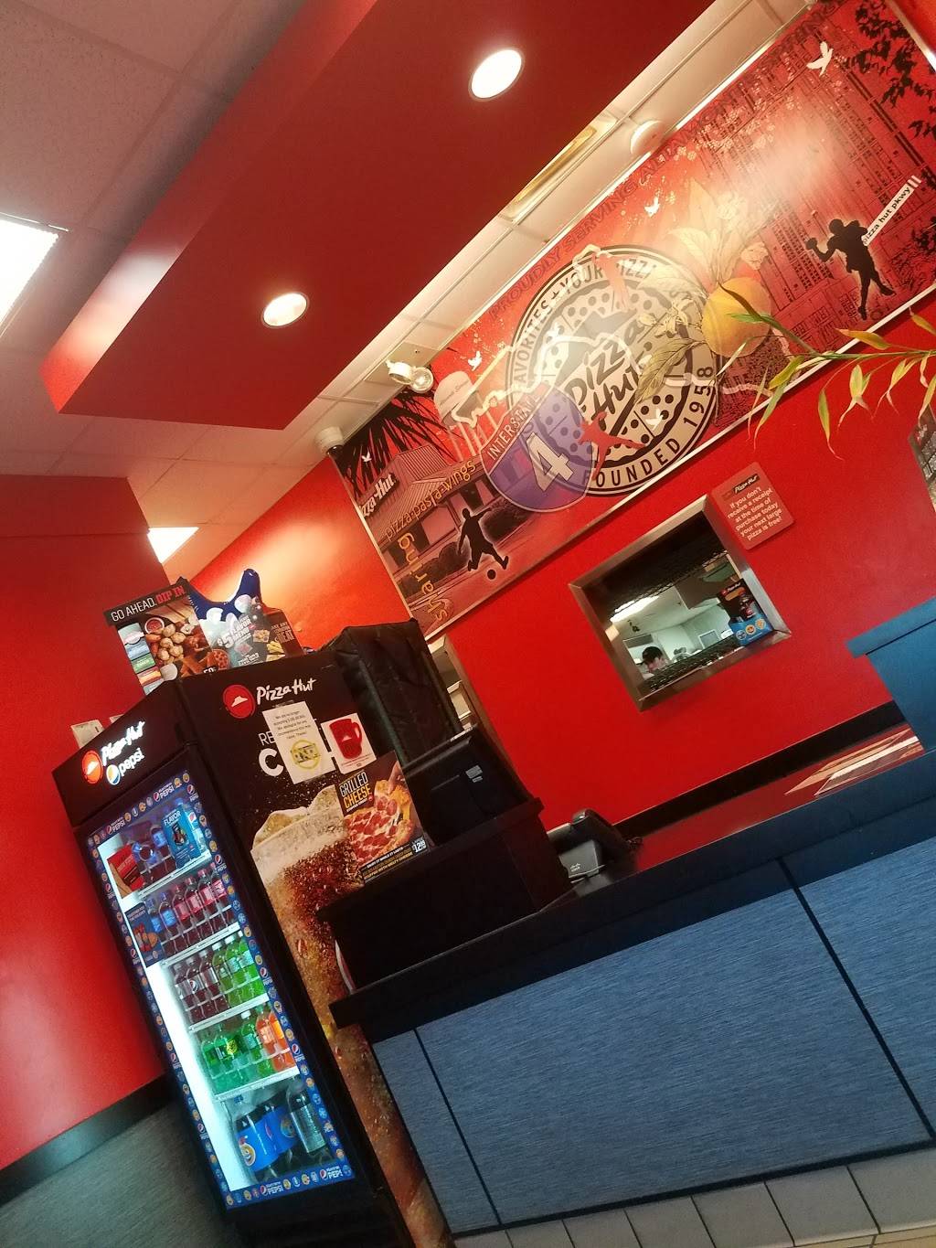 Pizza Hut | restaurant | 767 S State Rd 434 #1000, Altamonte Springs, FL 32714, USA | 4075225577 OR +1 407-522-5577