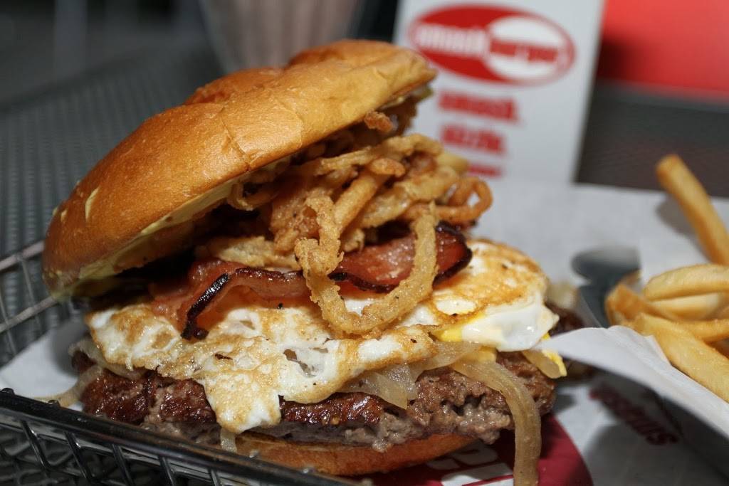 Smashburger | restaurant | 3837 E Broadway Blvd Suite 100, Tucson, AZ 85716, USA | 5203259553 OR +1 520-325-9553