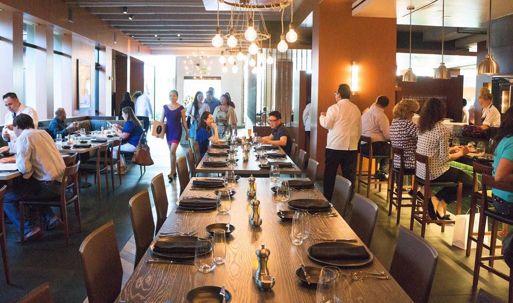 Knife Dallas | restaurant | 5300 E Mockingbird Ln, Dallas, TX 75206, USA | 2144439339 OR +1 214-443-9339