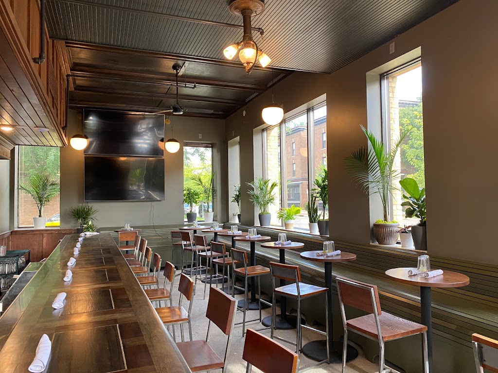 The Gnome Craft Pub | restaurant | 498 Selby Ave, St Paul, MN 55102, USA | 6512194233 OR +1 651-219-4233