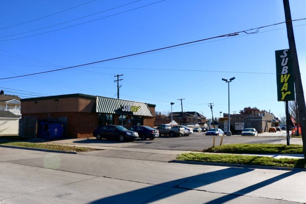 Subway | restaurant | 7340 Wyoming Ave, Dearborn, MI 48126, USA | 3139310555 OR +1 313-931-0555