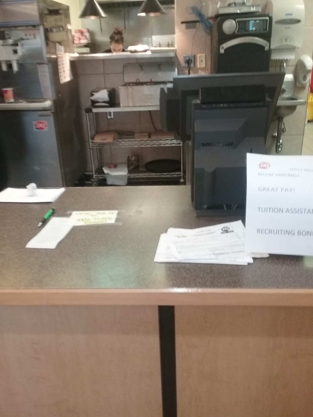 Dairy Queen Grill & Chill | restaurant | 2403 Broadway Ave, Yankton, SD 57078, USA | 6056656358 OR +1 605-665-6358