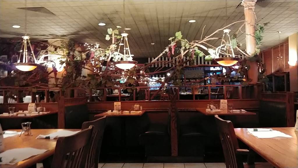 Undos West | restaurant | 51130 National Rd E, St Clairsville, OH 43950, USA | 7406958888 OR +1 740-695-8888