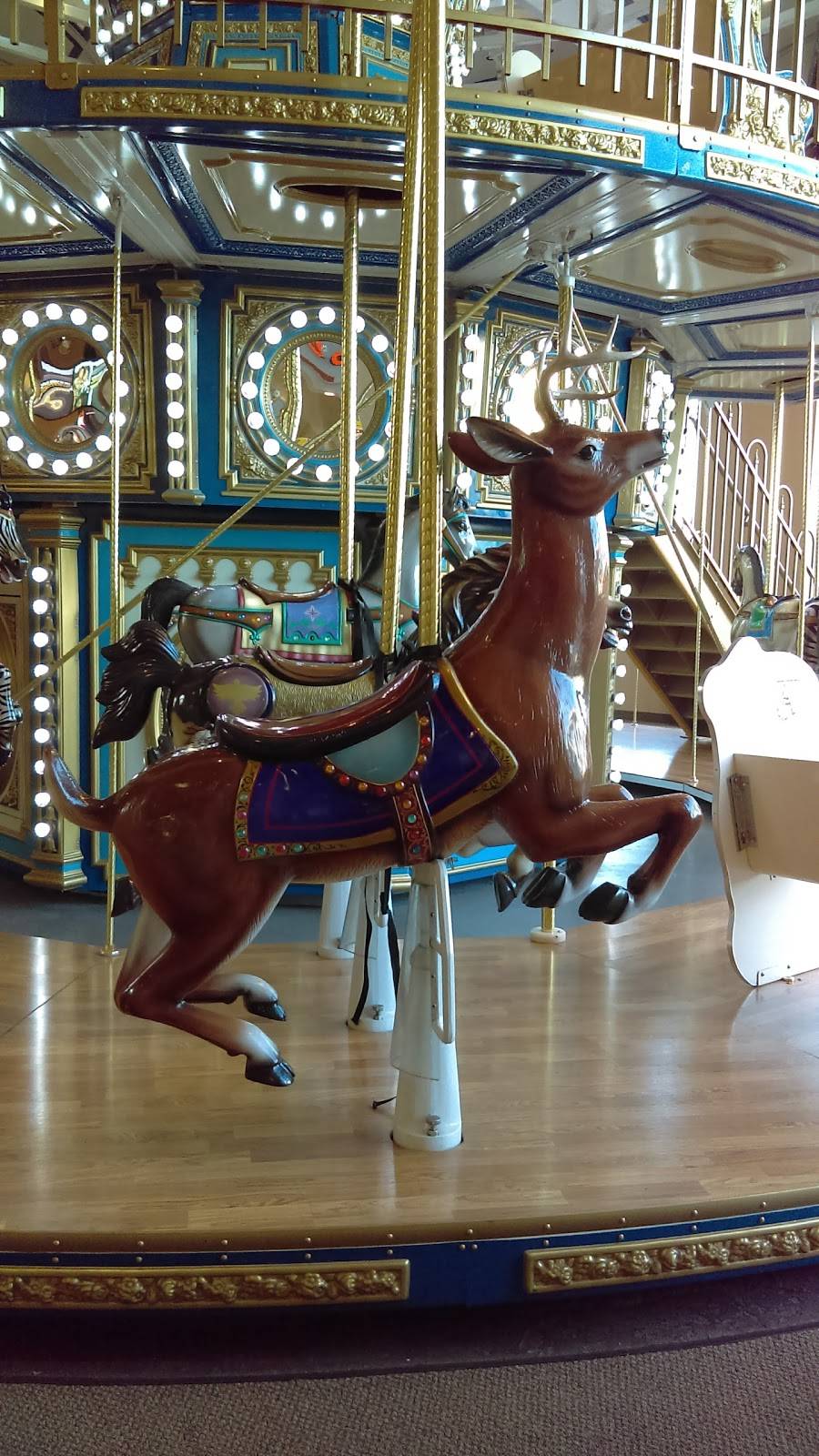 Superstition Springs Center | shopping mall | 6555 E Southern Ave, Mesa, AZ 85206, USA | 4808320212 OR +1 480-832-0212