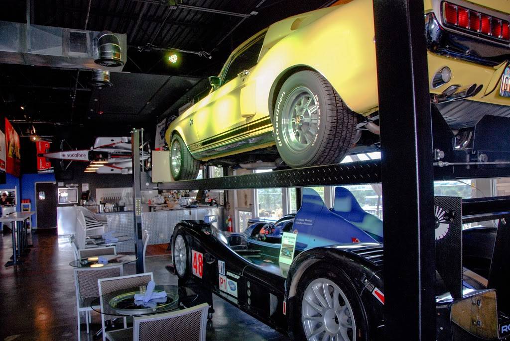 Garage Grill | restaurant | 1122 East Draper Pkwy, Draper, UT 84020, USA | 8015233339 OR +1 801-523-3339