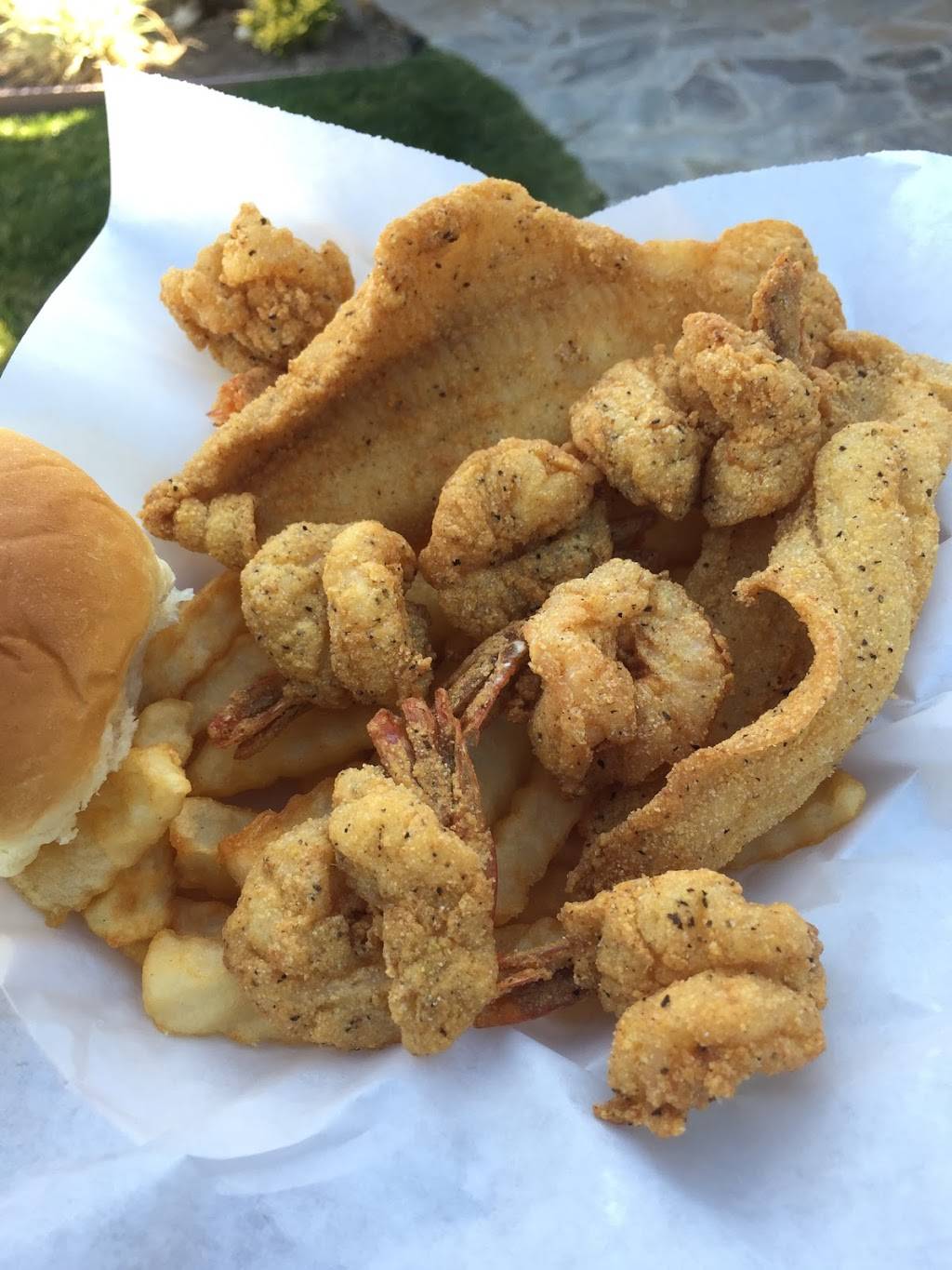 SCV FISH MARKET | restaurant | 26234 Bouquet Canyon Rd, Santa Clarita, CA 91350, USA | 6614810330 OR +1 661-481-0330