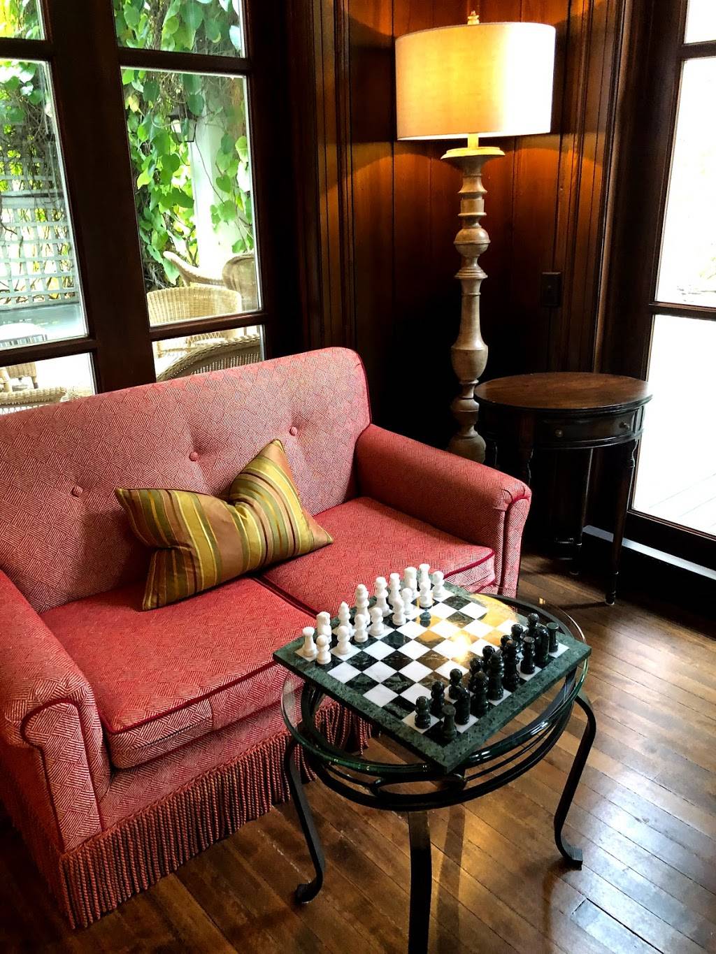 Restaurant Le Hatley | restaurant | 575 Rue Hovey, North Hatley, QC J0B 2C0, Canada | 8198422421 OR +1 819-842-2421