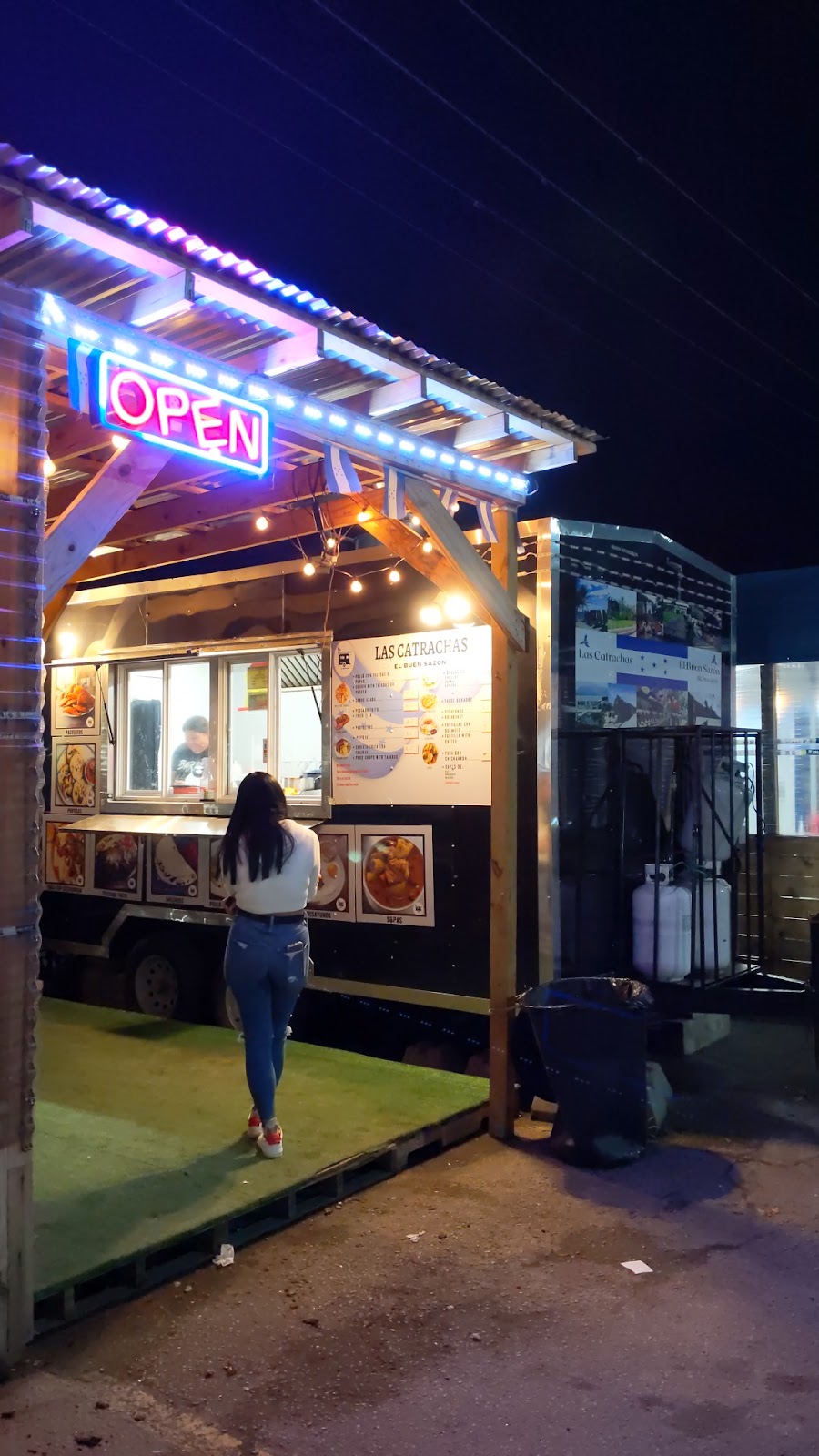 Las Catrachas | restaurant | 10600 TX-275 Loop, Austin, TX 78753, USA | 5129634478 OR +1 512-963-4478