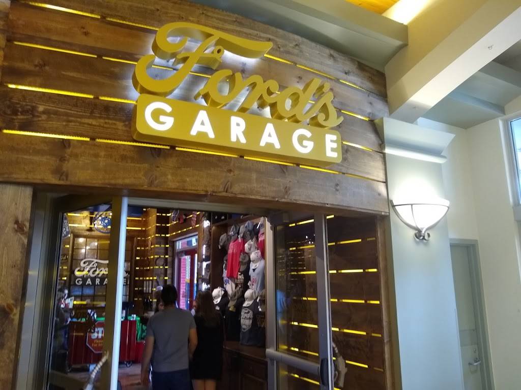 Fords Garage Wellington | restaurant | 10300 Forest Hill Blvd Suite 122, Wellington, FL 33414, USA | 5618053673 OR +1 561-805-3673