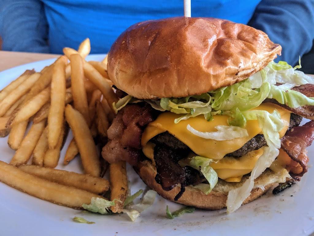 Beef O Bradys | restaurant | 5628 Bardstown Rd, Louisville, KY 40291, USA | 5022392226 OR +1 502-239-2226