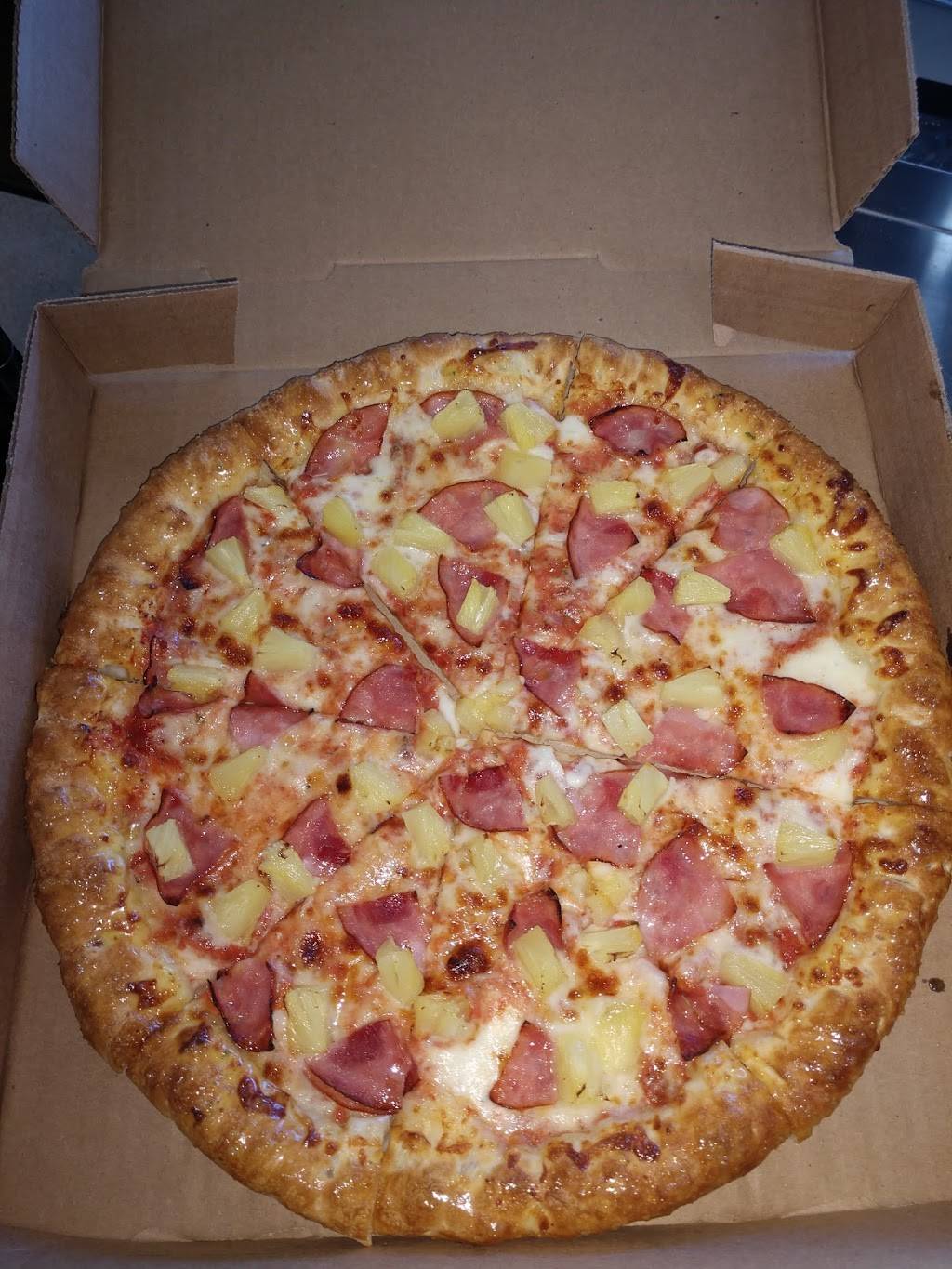 Mama Mias Pizza & Wings | restaurant | 15550 Main St, Hesperia, CA 92345, USA | 7609498475 OR +1 760-949-8475