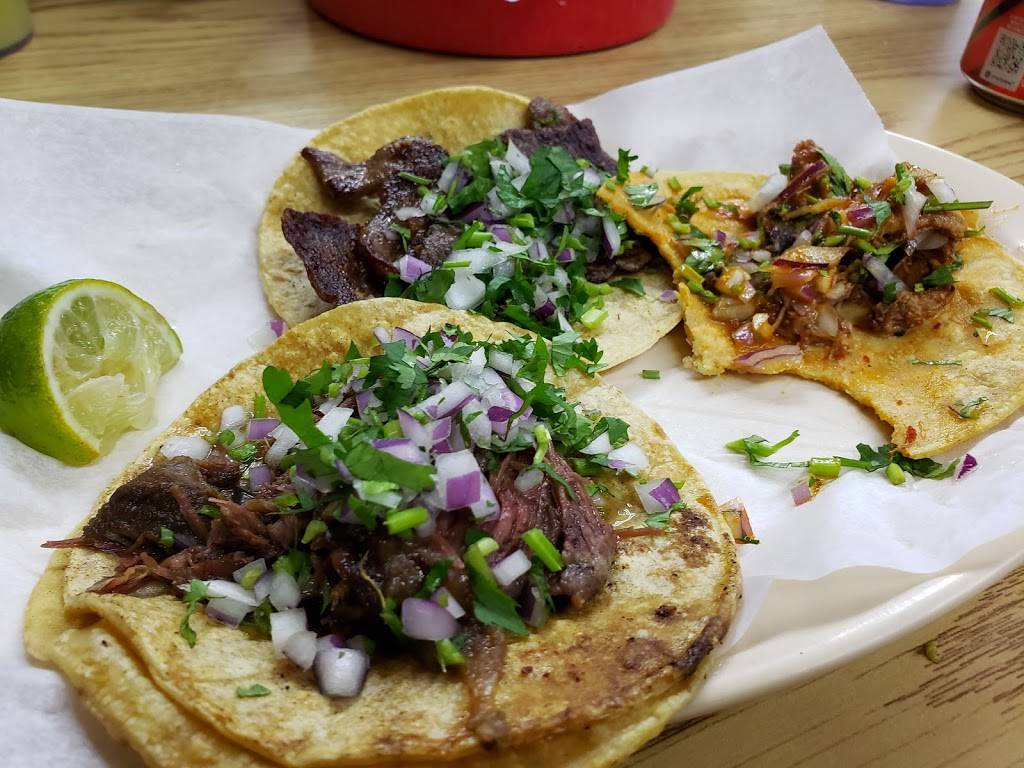 El Nuevo Taconazo Restaurant | restaurant | 2350 W Cermak Rd, Chicago, IL 60608, USA | 7732472795 OR +1 773-247-2795