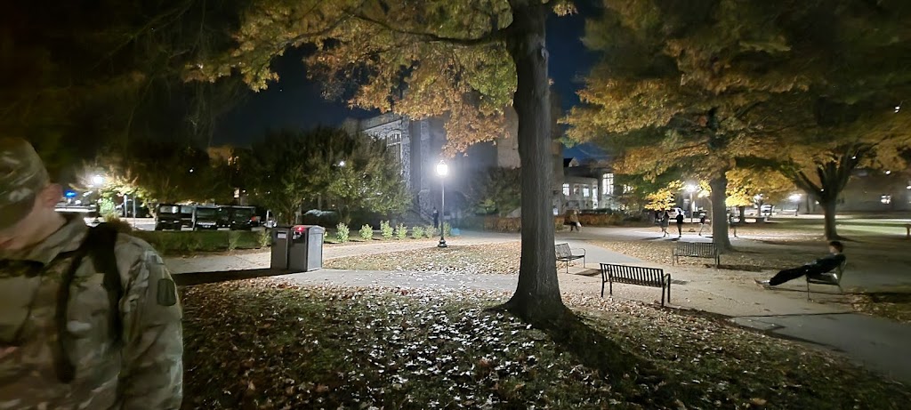 Hokie Grill & Co. | restaurant | Owens Hall, Kent St, Blacksburg, VA 24061, USA | 5402314901 OR +1 540-231-4901