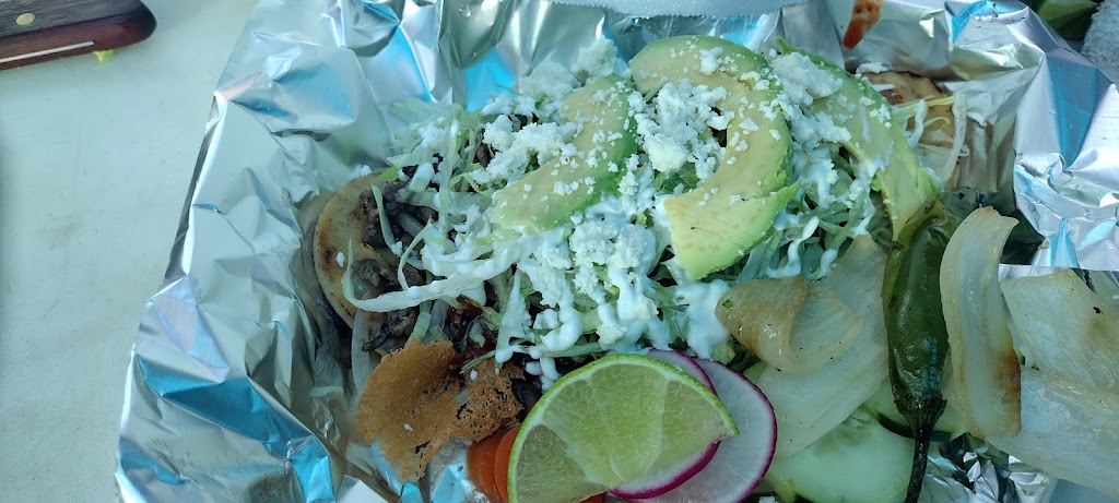 El Chiltepin | restaurant | 6618 Pacific Ave, Stockton, CA 95207, USA | 2095617793 OR +1 209-561-7793