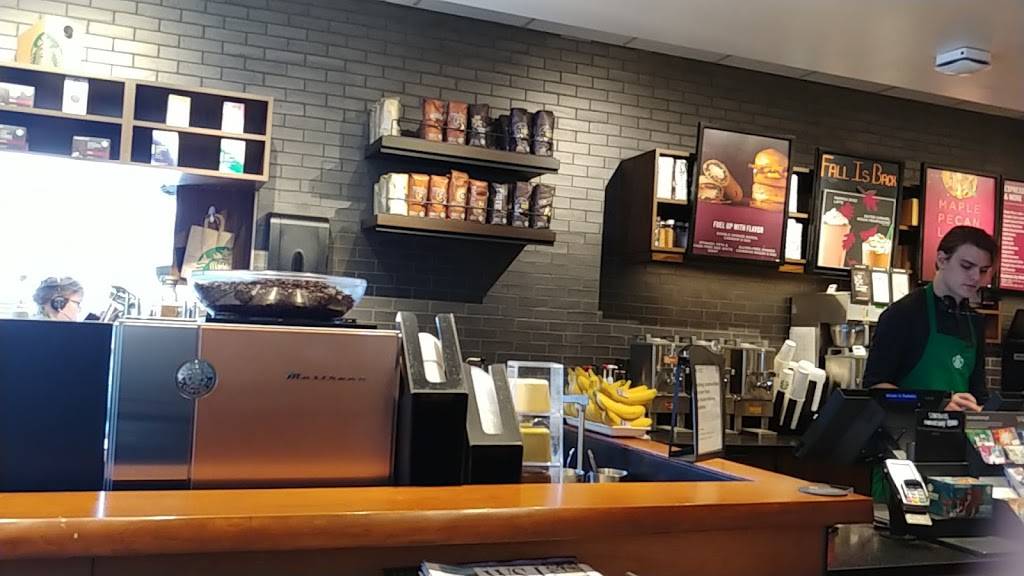 Starbucks | cafe | 8825 N Fwy, Fort Worth, TX 76177, USA | 6822205252 OR +1 682-220-5252