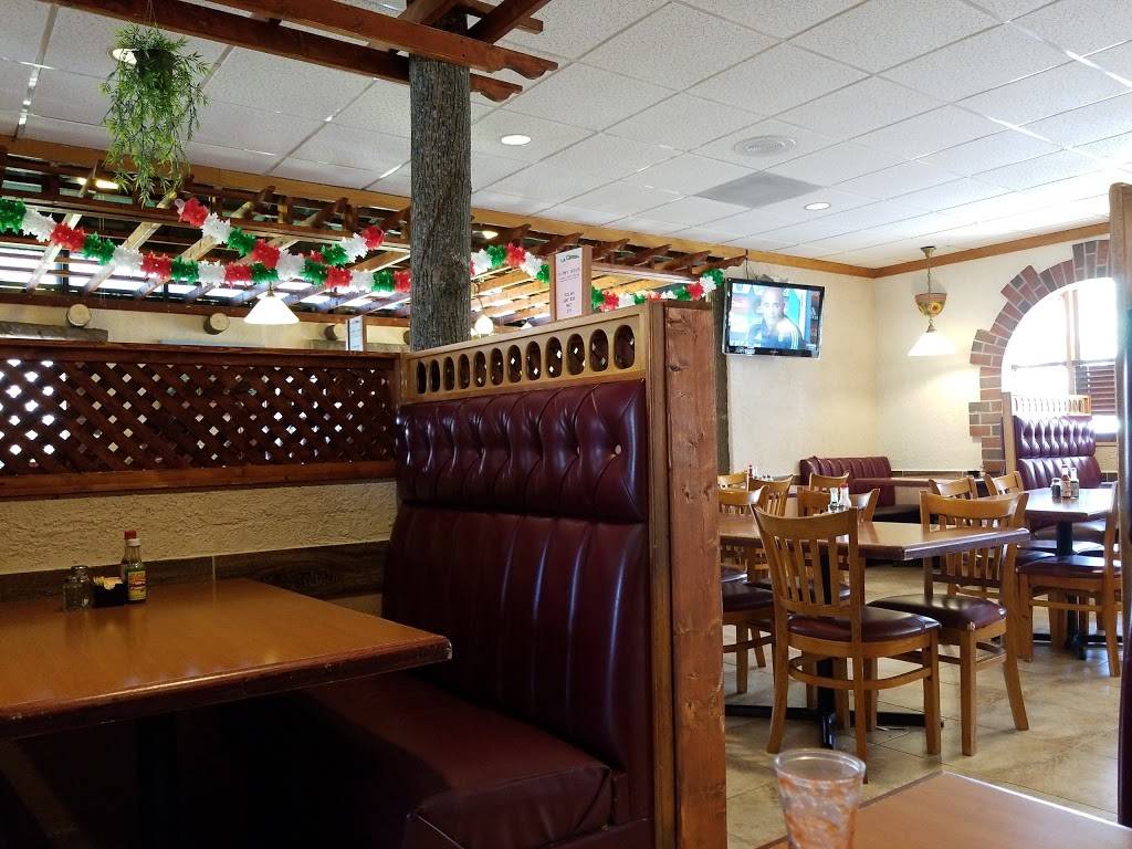La Carreta Mexican Restaurant | restaurant | 340 Weems Ln, Winchester, VA 22601, USA | 5406625759 OR +1 540-662-5759