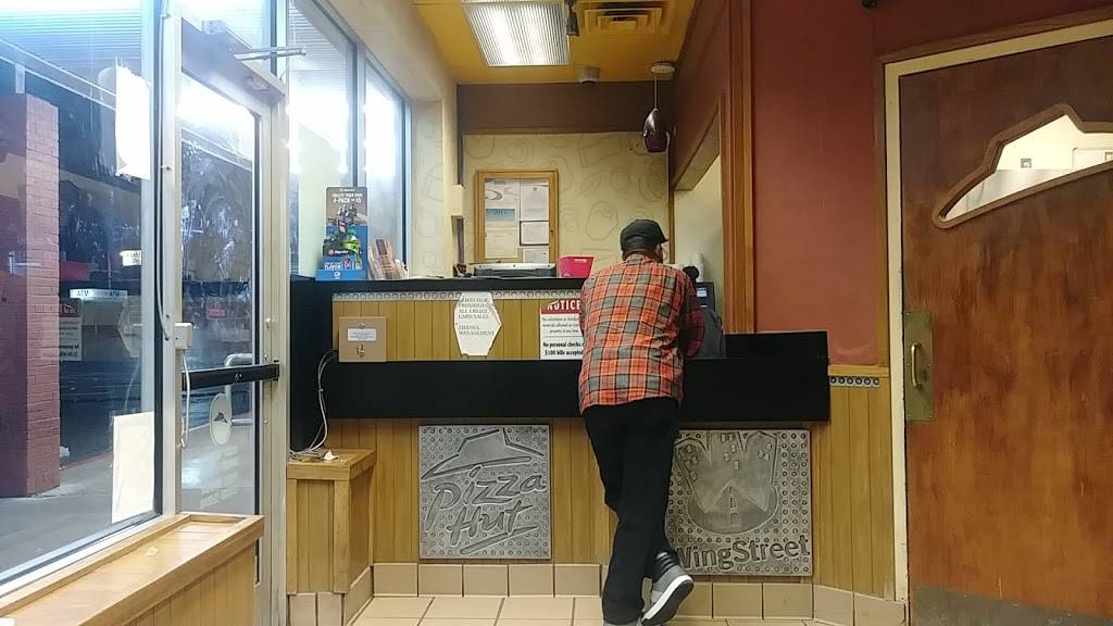 Pizza Hut | meal takeaway | 3126 Washington Rd, East Point, GA 30344, USA | 4046698400 OR +1 404-669-8400