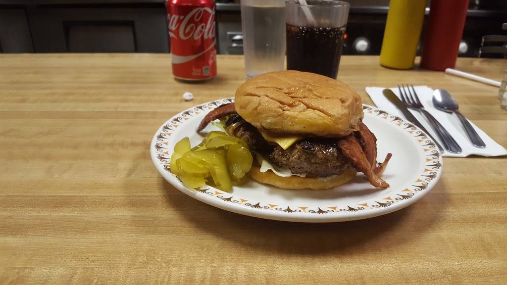 Billys Restaurant | restaurant | 413 W State St, Fremont, OH 43420, USA | 4193349169 OR +1 419-334-9169