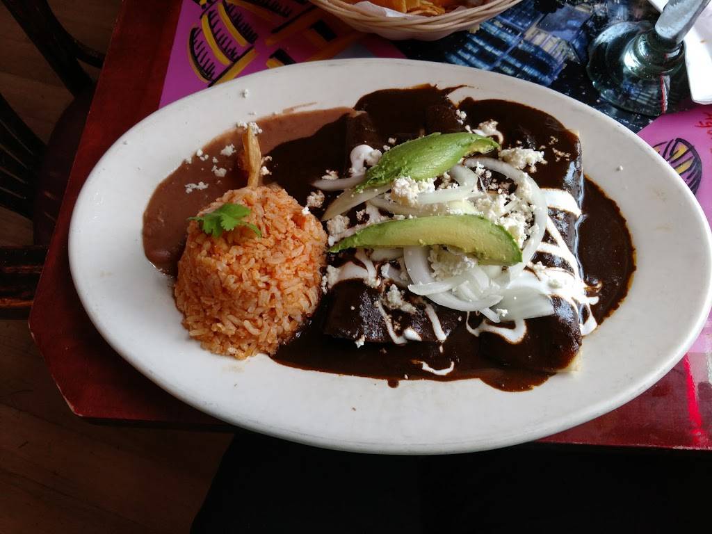 Mezcal | restaurant | 14 Mechanic St, New Haven, CT 06511, USA | 2037824828 OR +1 203-782-4828