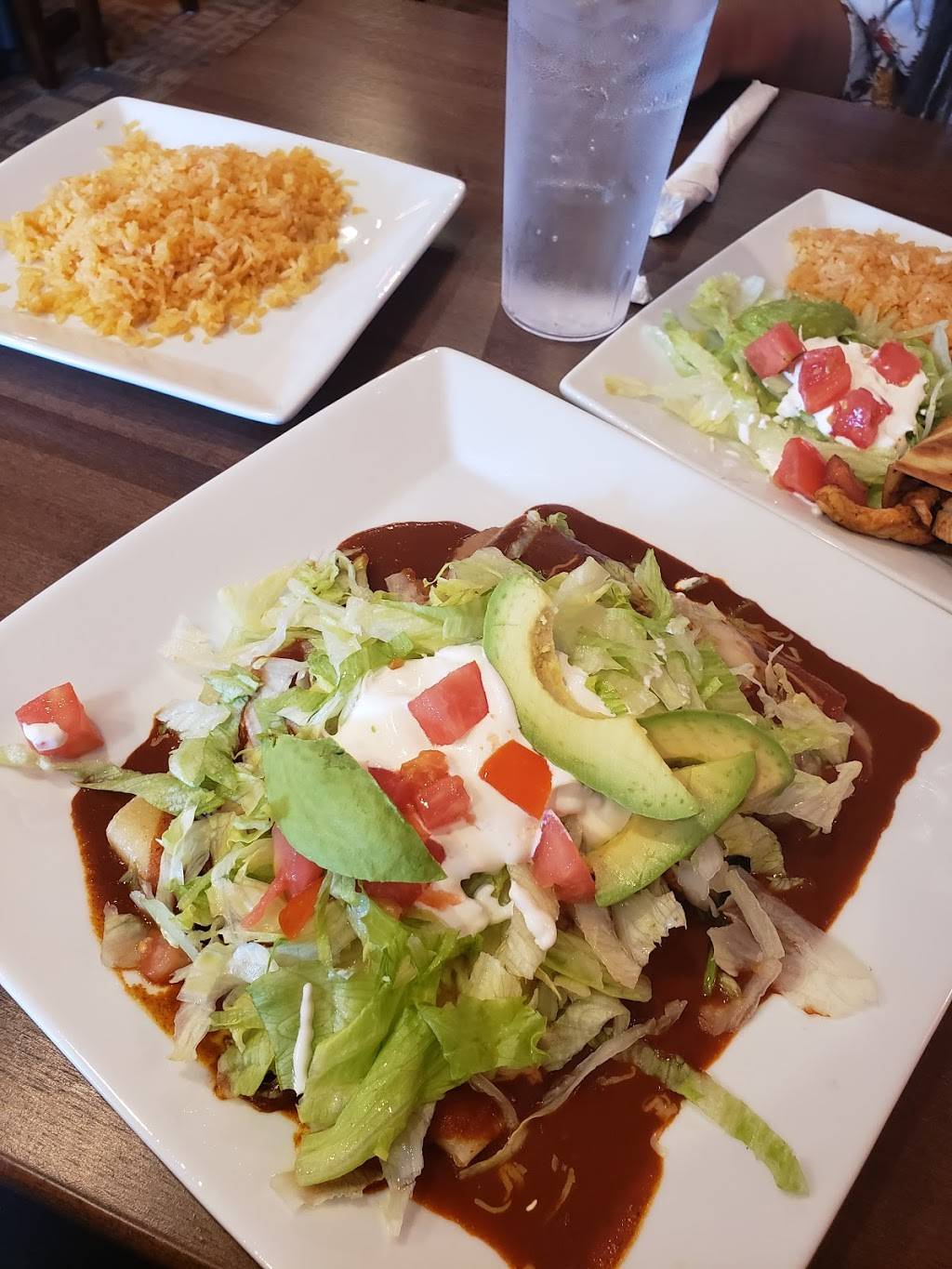 El Azteca Mexican Restaurant | restaurant | 2476 Nimmo Pkwy #103, Virginia Beach, VA 23456, USA | 7573019857 OR +1 757-301-9857