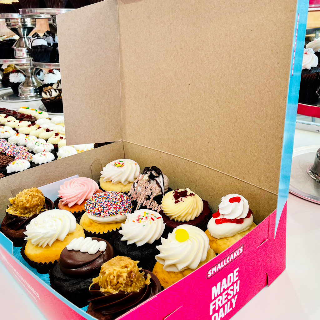 Smallcakes Missouri City | restaurant | 6261 Hwy 6 100 B, Missouri City, TX 77459, USA | 8325396890 OR +1 832-539-6890