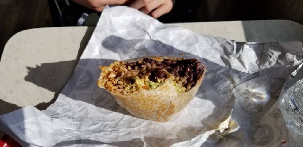 barBURRITO | restaurant | 10909 Yonge St, Richmond Hill, ON L4C 3E3, Canada | 9057701483 OR +1 905-770-1483