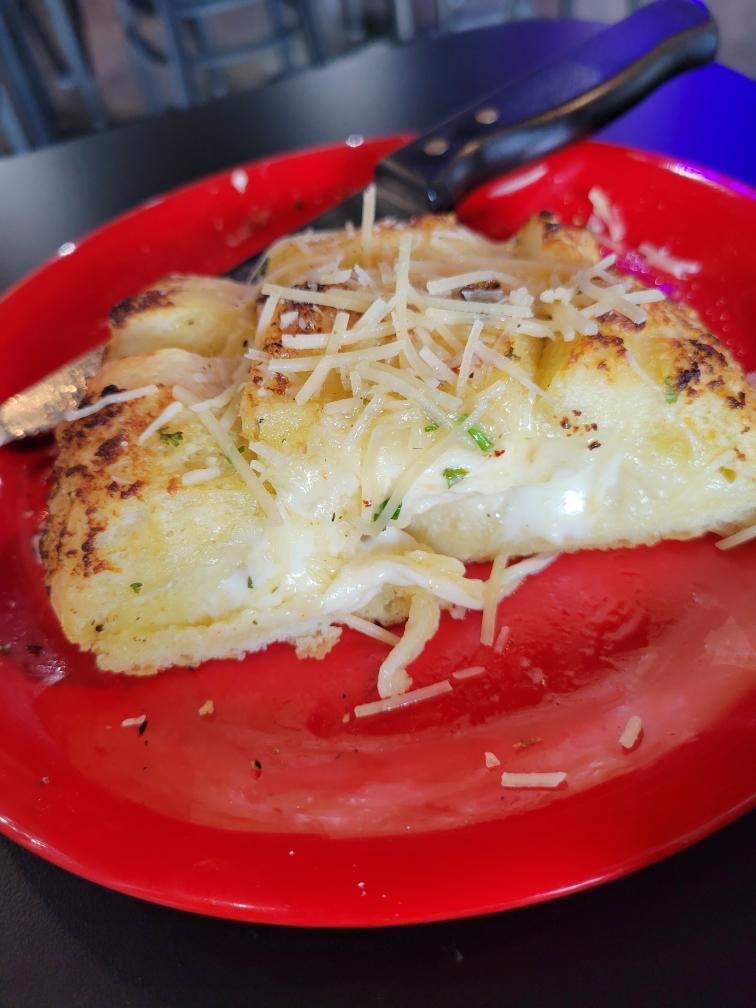 Hot Stone Pizzeria | restaurant | 111 N Madison St, Webb City, MO 64870, USA | 4177170298 OR +1 417-717-0298