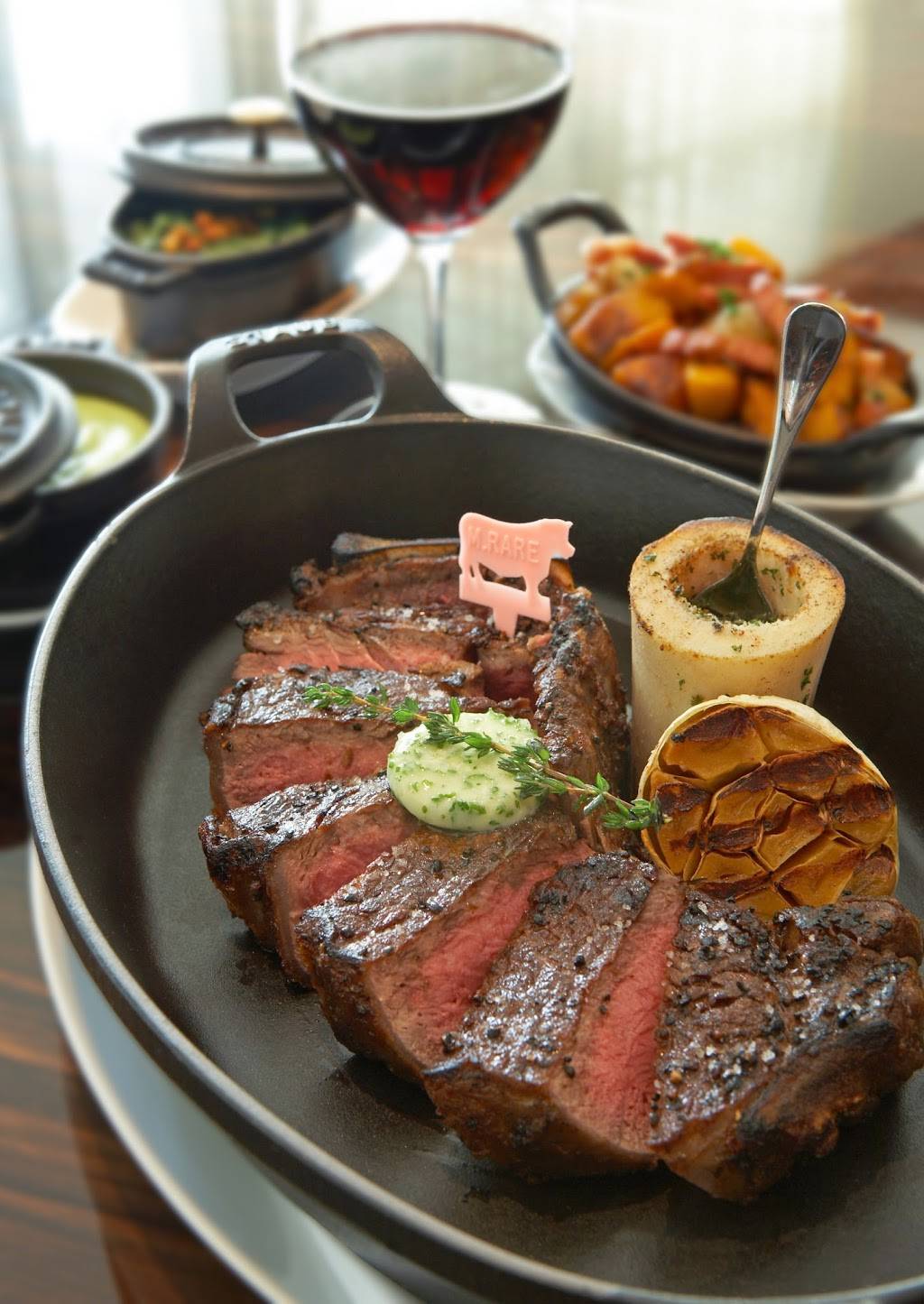 BLT Steak Waikiki | restaurant | 223 Saratoga Rd, Honolulu, HI 96815, USA | 8086837440 OR +1 808-683-7440