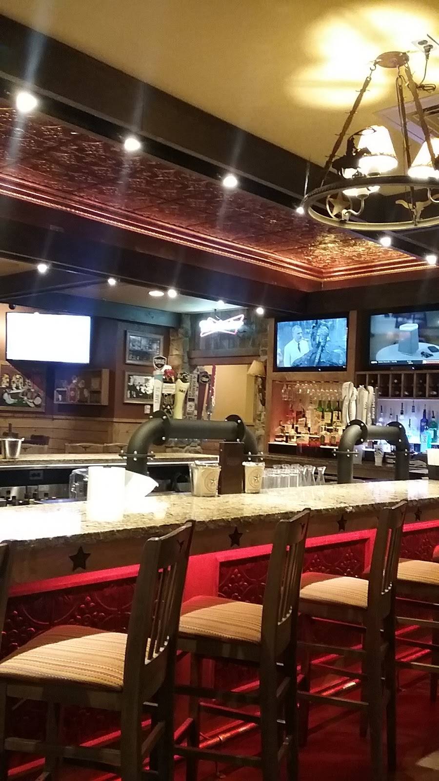 Coltons Steak House & Grill | restaurant | 5 Eastport Plaza Dr, Collinsville, IL 62234, USA | 6182238977 OR +1 618-223-8977