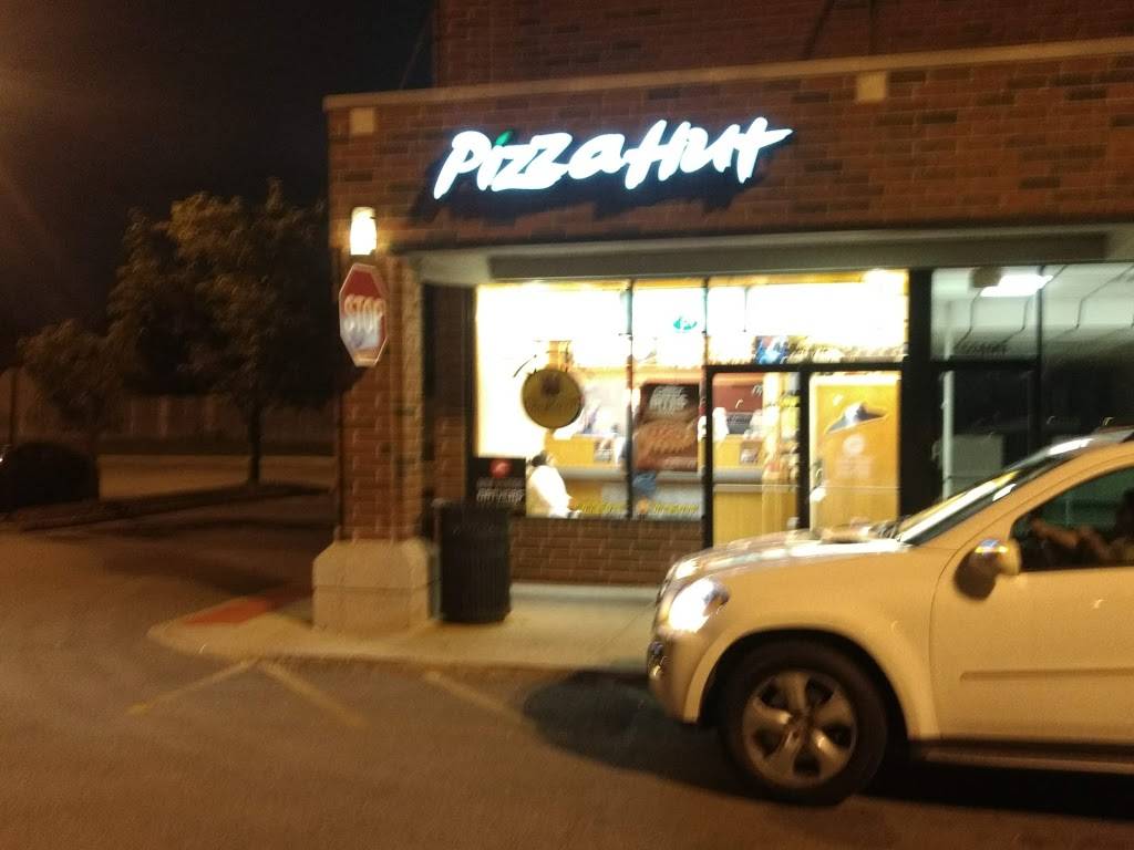 Pizza Hut | restaurant | 5240 N Pulaski Rd, Chicago, IL 60630, USA | 7735888844 OR +1 773-588-8844