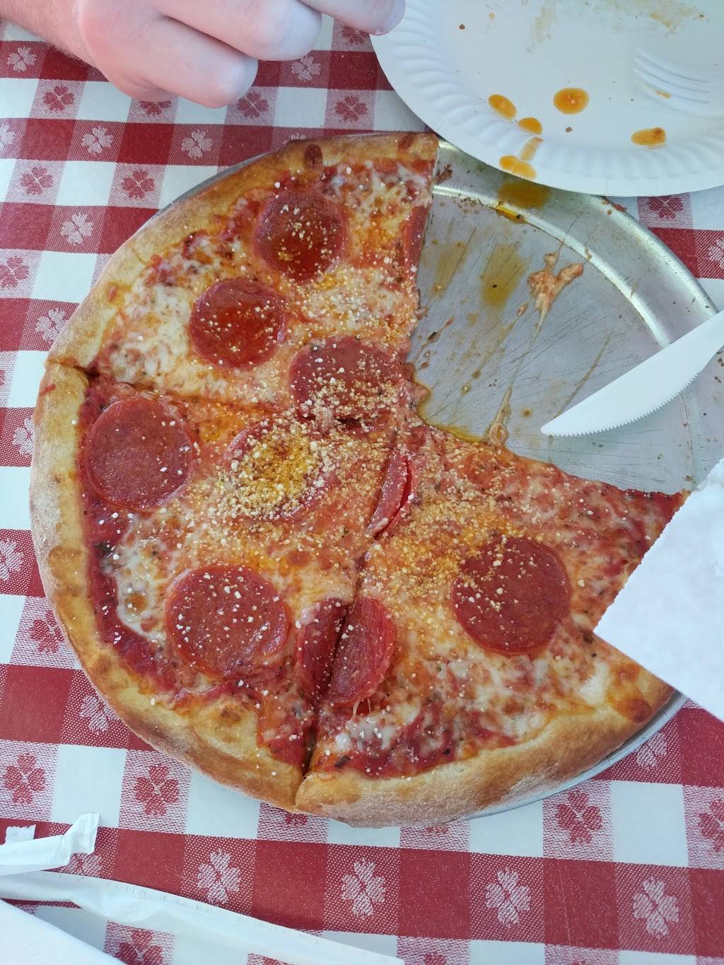 Familia Pizzeria | meal delivery | 8090 S Durango Dr, Las Vegas, NV 89113, USA | 7028964606 OR +1 702-896-4606