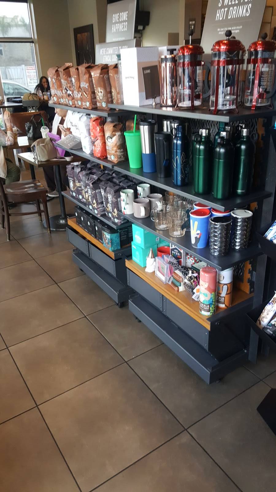 Starbucks | cafe | 292 E 40th St, San Bernardino, CA 92404, USA | 9098861326 OR +1 909-886-1326