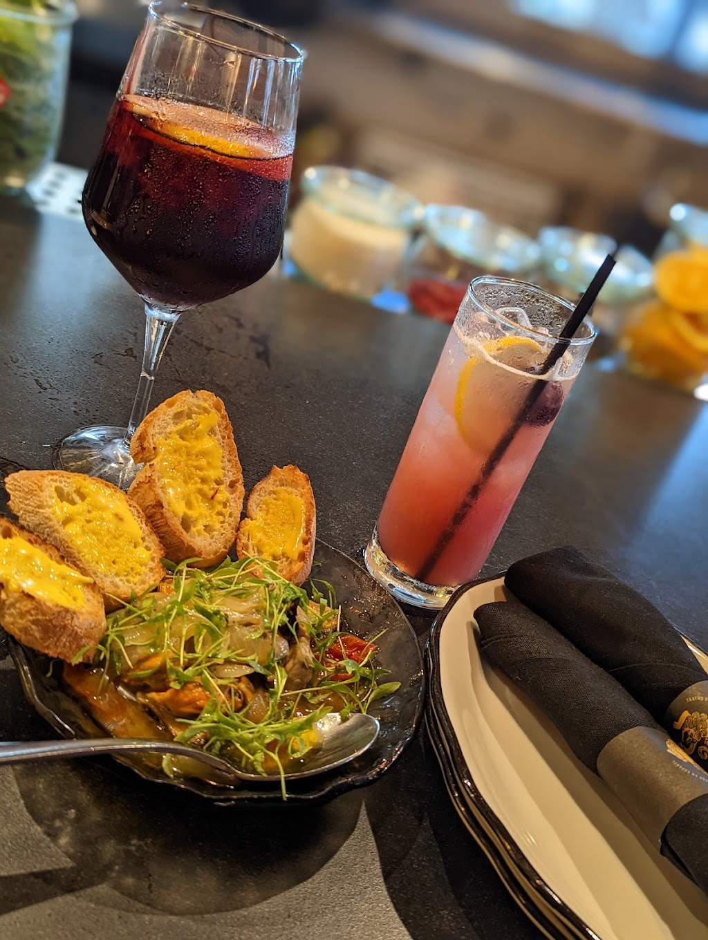 Fogón and Lions Alpharetta | restaurant | 10 Roswell St Suite 100, Alpharetta, GA 30009, USA | 7706769133 OR +1 770-676-9133