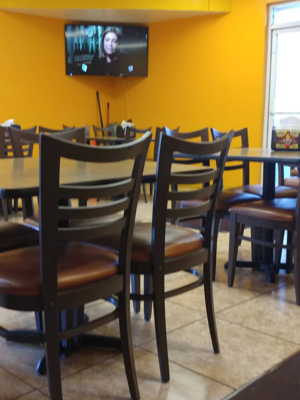 El Pollo Mobile | meal takeaway | 2520 Arville St, Las Vegas, NV 89102, USA | 7024090586 OR +1 702-409-0586